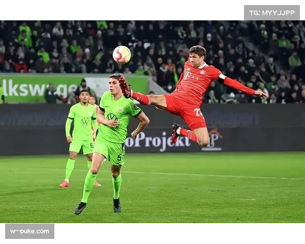 沃尔夫斯堡客场逼平策略见效 后防线压缩空间成功限制对手