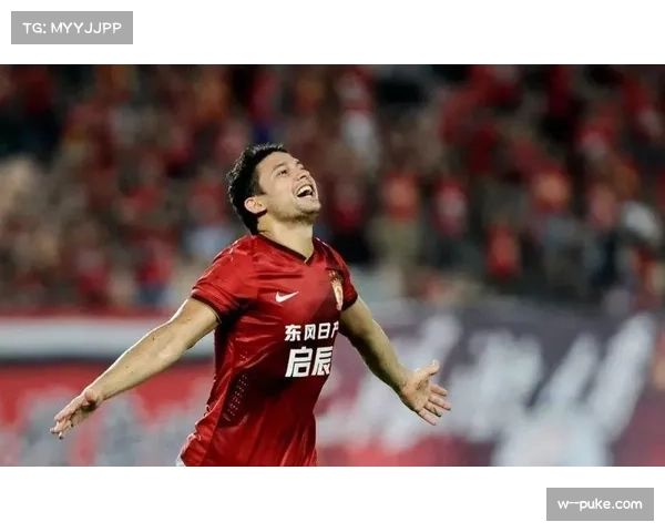 迪马塔五分钟内梅开二度 铜梁龙锋线杀手替补登场改变战局