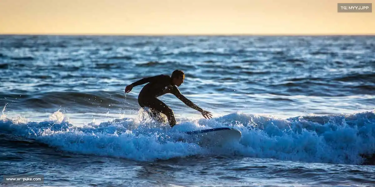 微扑克APP——🦾拳腿组合,攻防一体!